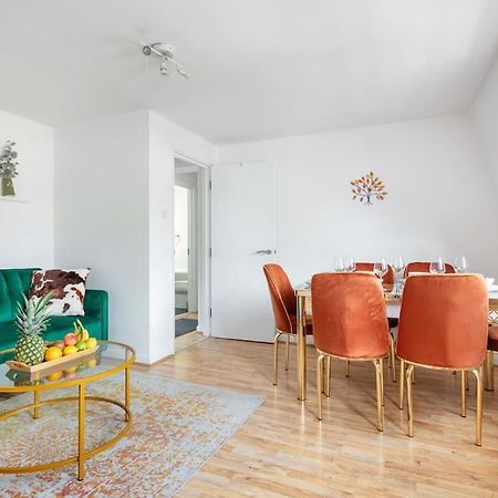 Bright N' Charming Air Conditioned Two Bed In Heart Of Лондон Екстериор снимка